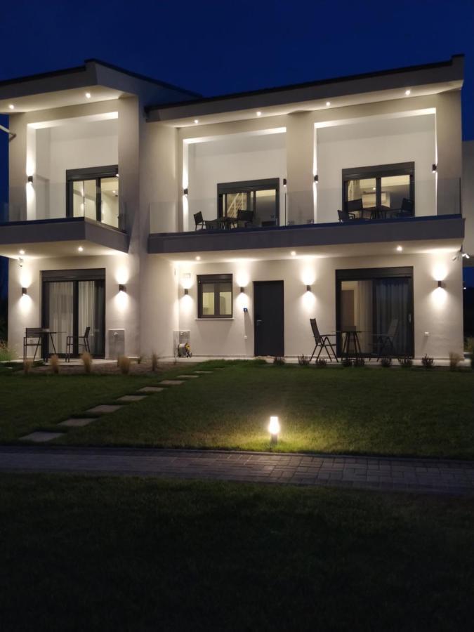 Flaneur Apartments Ormos Panagias Exterior photo